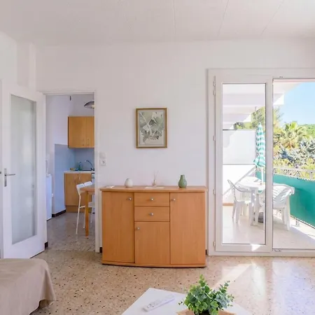 Apartment T2 - Ayguade A Deux Pas De La *