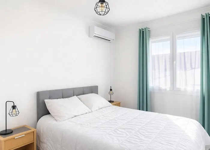 T2 - Ayguade A Deux Pas De La *